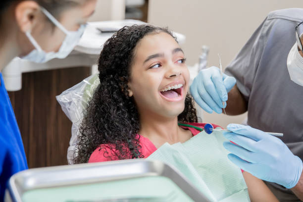 Best Emergency Tooth Extraction in Clever, MO
